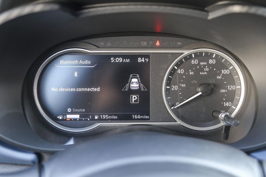 New 2025 Nissan Versa SV w/ Trunk Package image 21