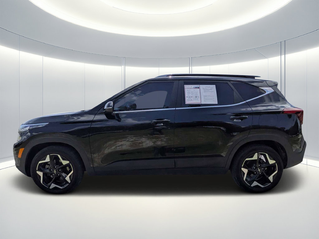 Used 2024 Kia Seltos EX FWD image 7