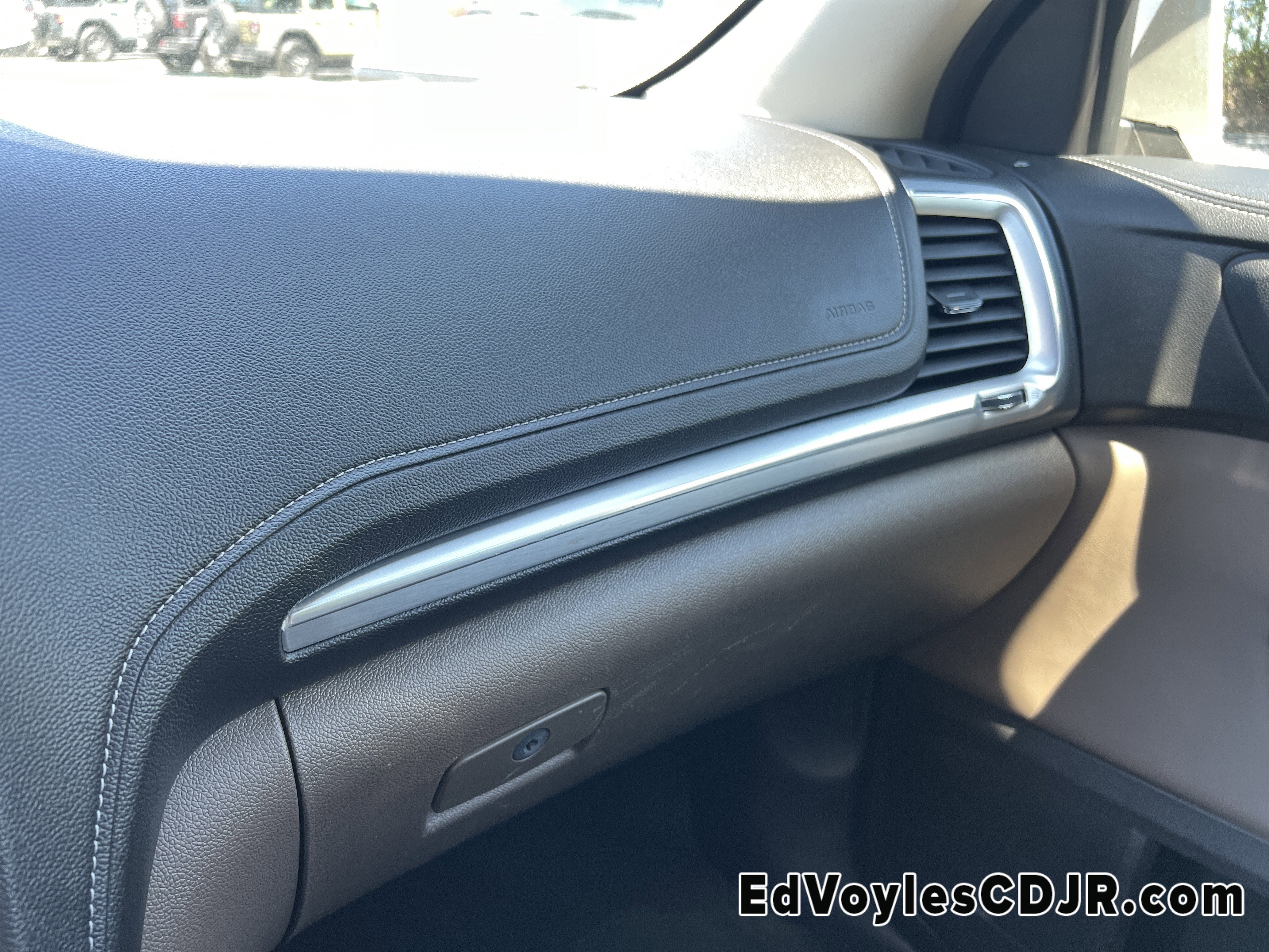 Used 2014 GMC Acadia SLT image 40