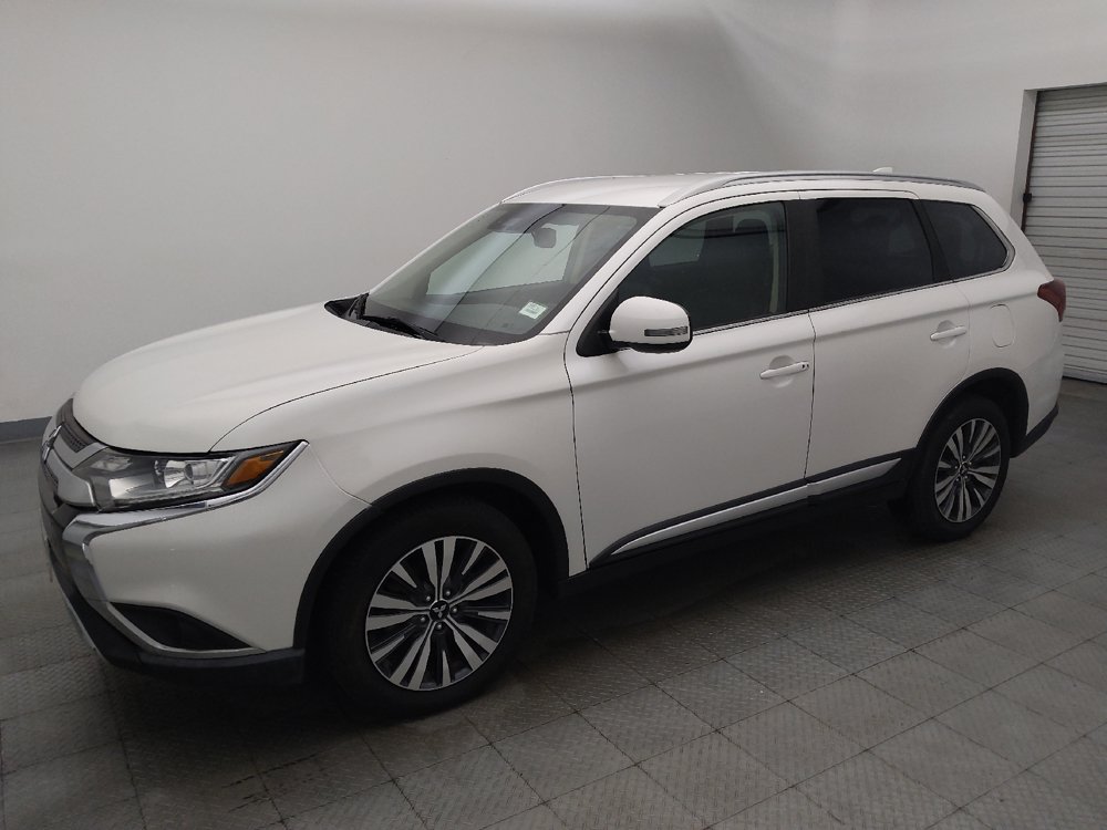 Used 2020 Mitsubishi Outlander SEL AWD/4WD image 2