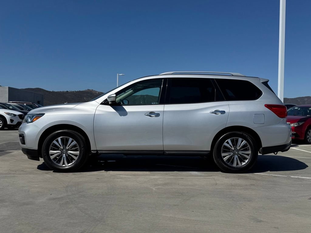 Used 2019 Nissan Pathfinder SL FWD image 7