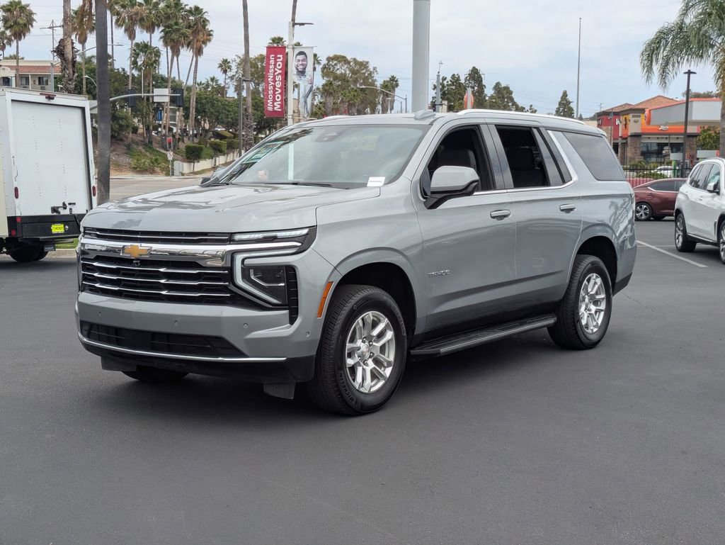 Used 2025 Chevrolet Tahoe LT AWD/4WD image 1