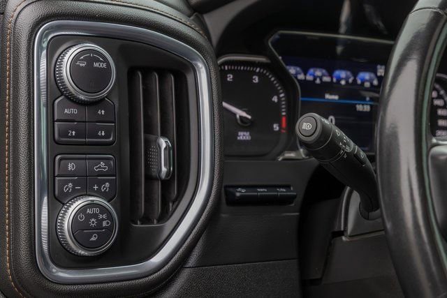 Used 2021 GMC Sierra 3500 AT4 w/ AT4 Preferred Package AWD/4WD image 23