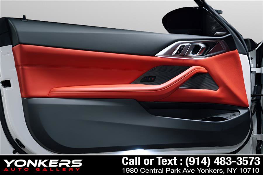 Used 2025 BMW M4 Coupe w/ Executive Package image 33