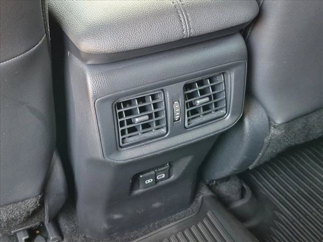 Used 2025 Toyota RAV4 XLE Premium FWD image 17