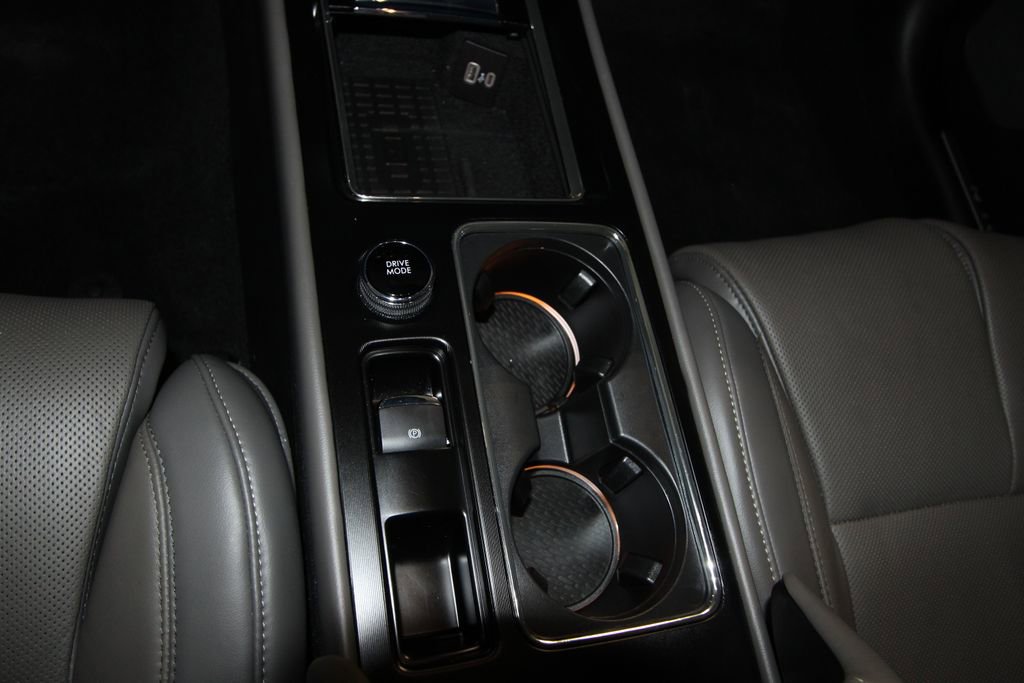 Used 2024 Lincoln Corsair Grand Touring w/ Equipment Group 302A image 20