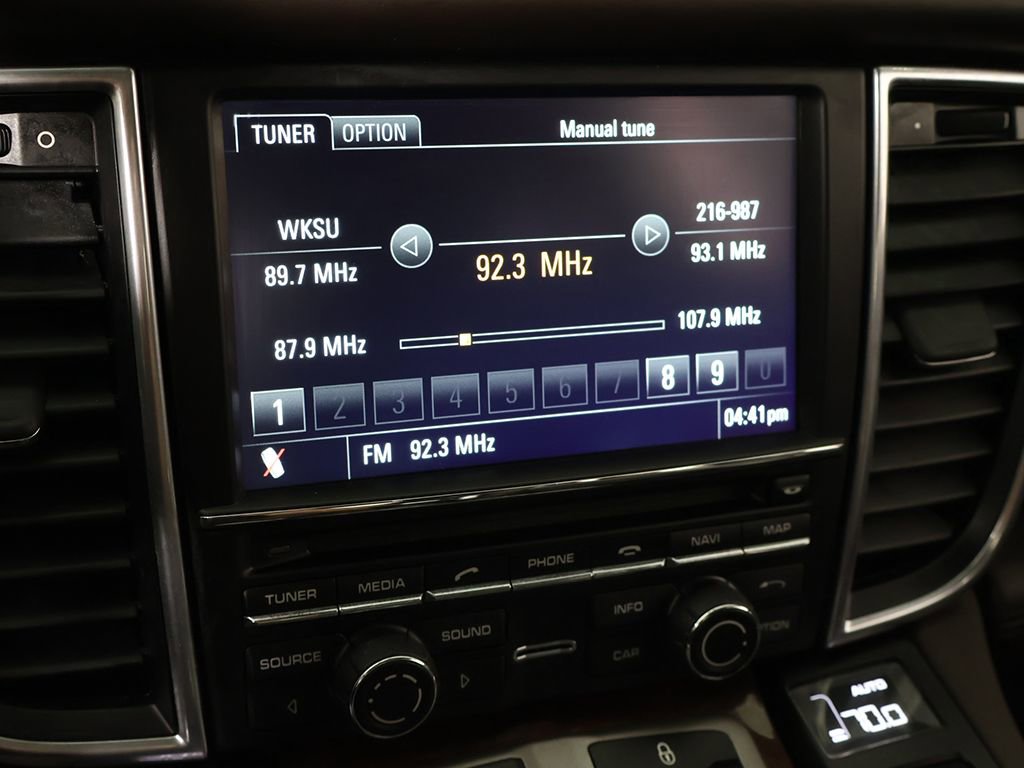 Used 2013 Porsche Panamera AWD/4WD image 47