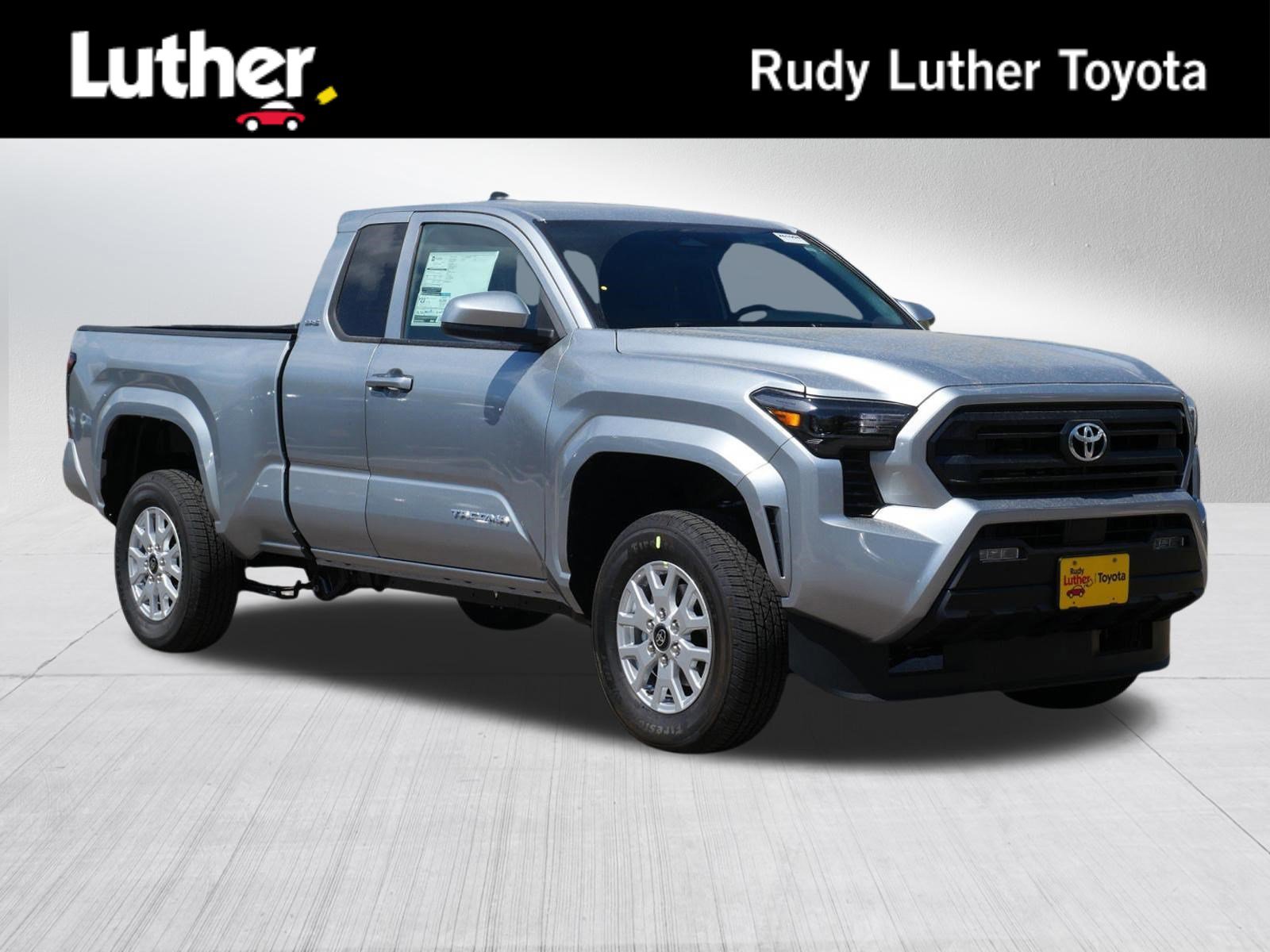 New 2026 Toyota Tacoma SR5