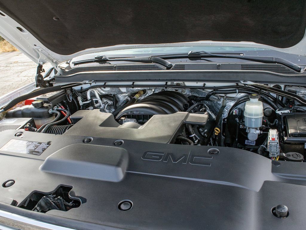 Used 2018 GMC Yukon Denali image 12