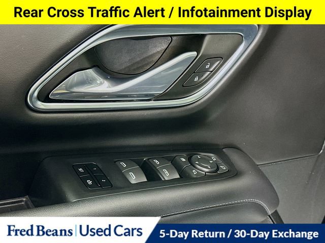 Certified 2024 Chevrolet Suburban Z71 w/ Luxury Package image 20