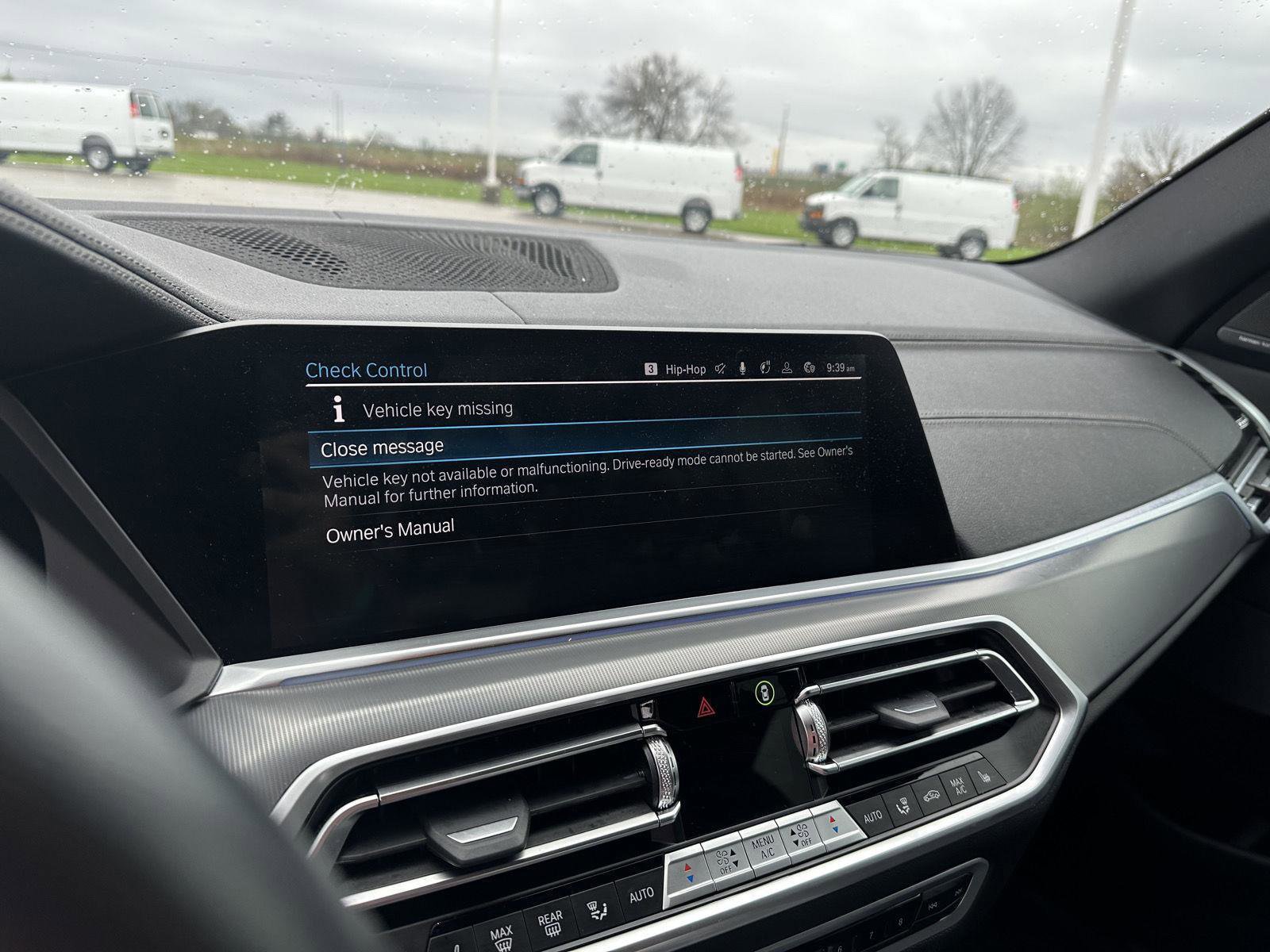 Used 2023 BMW X5 xDrive45e w/ Climate Comfort Package image 29