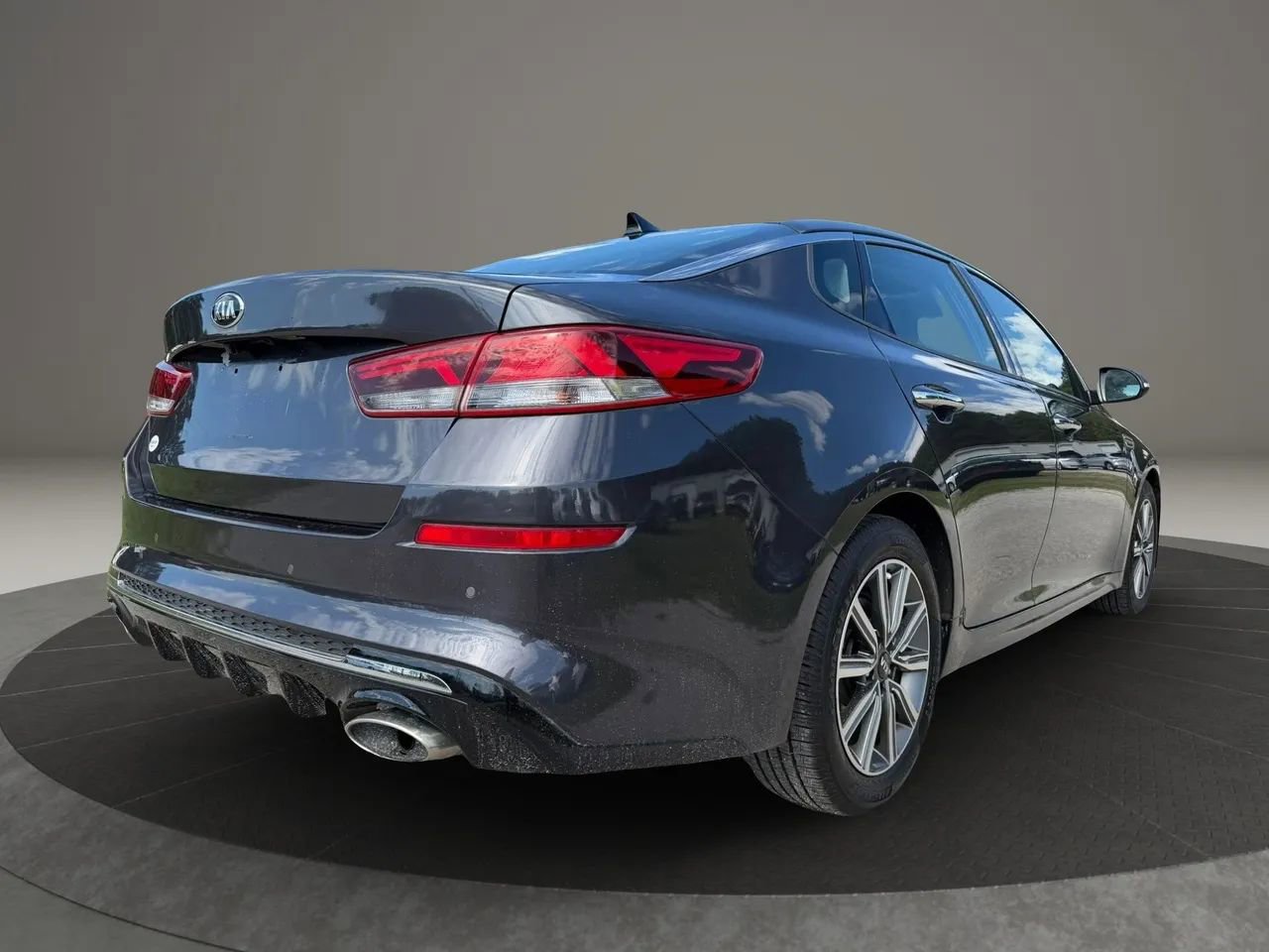 Used 2019 Kia Optima EX w/ EX Premium Package FWD image 5