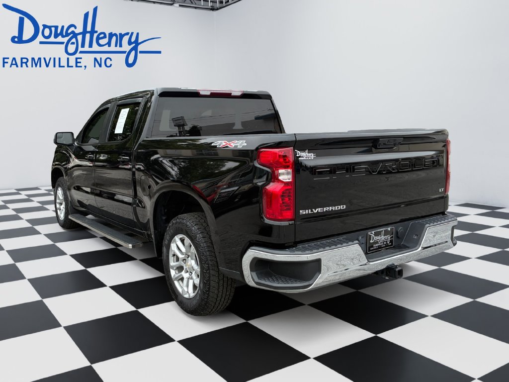Used 2023 Chevrolet Silverado 1500 LT AWD/4WD image 3