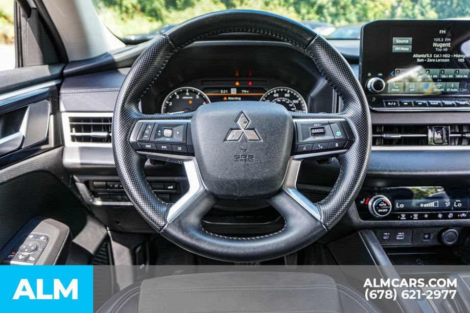 Used 2024 Mitsubishi Outlander SE AWD/4WD image 29
