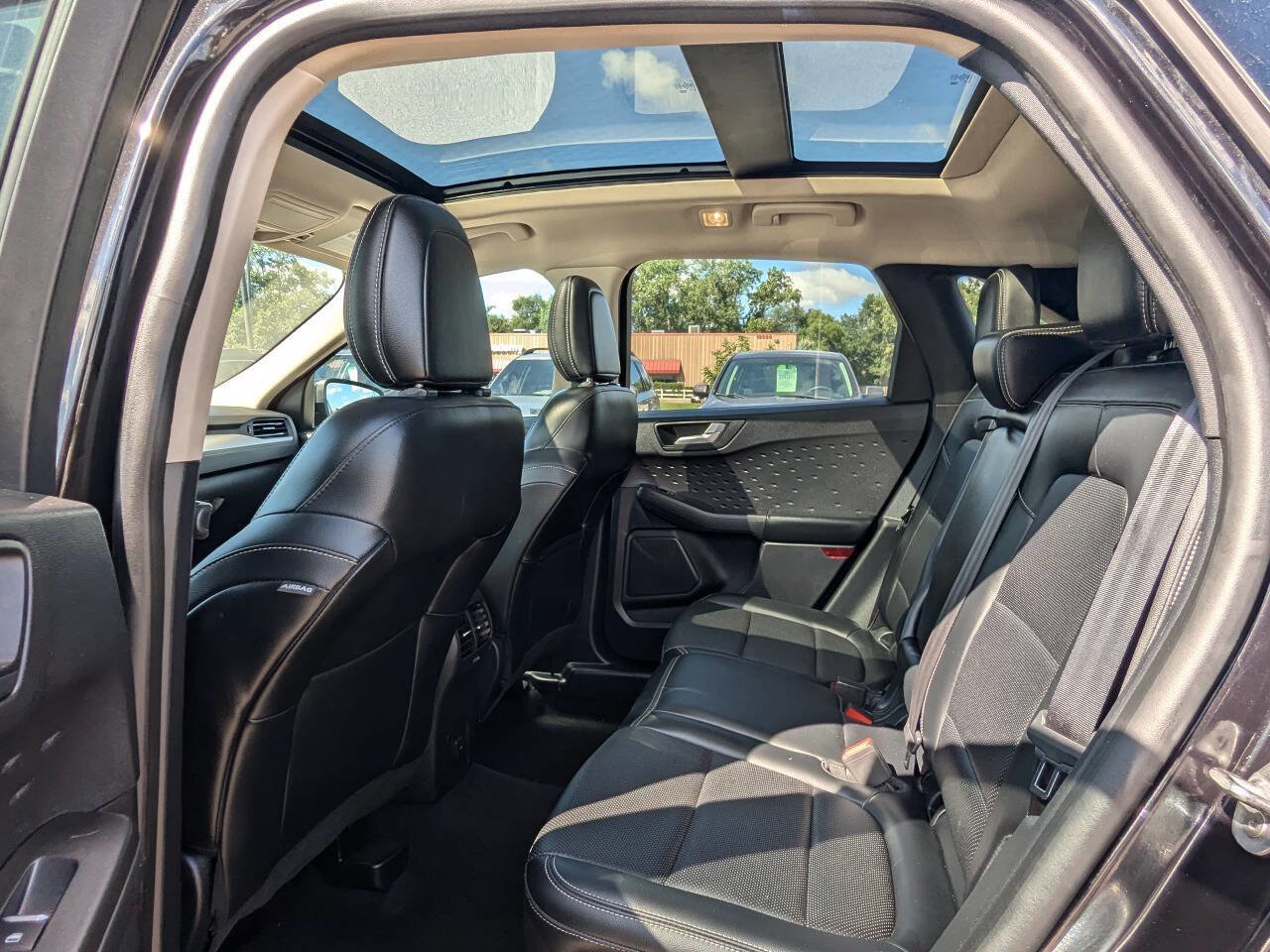 Used 2020 Ford Escape SEL image 15