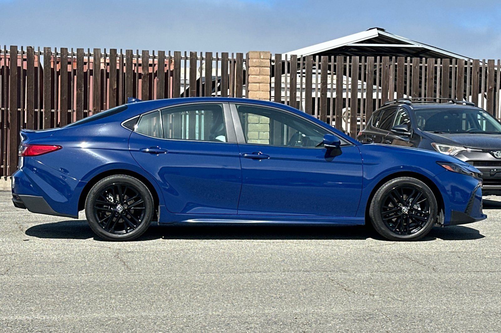 Used 2026 Toyota Camry SE image 3