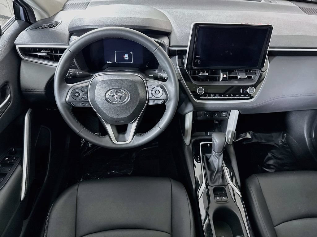 Certified 2025 Toyota Corolla Cross XLE w/ Convenience Package AWD/4WD image 4