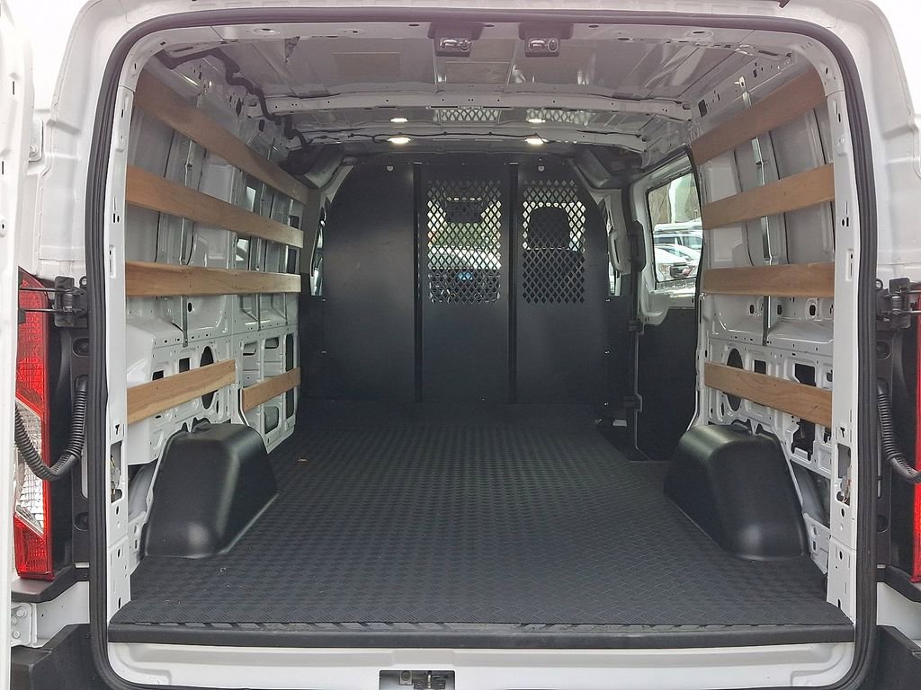 Certified 2024 Ford Transit 250 Low Roof w/ Exterior Upgrade Package image 28