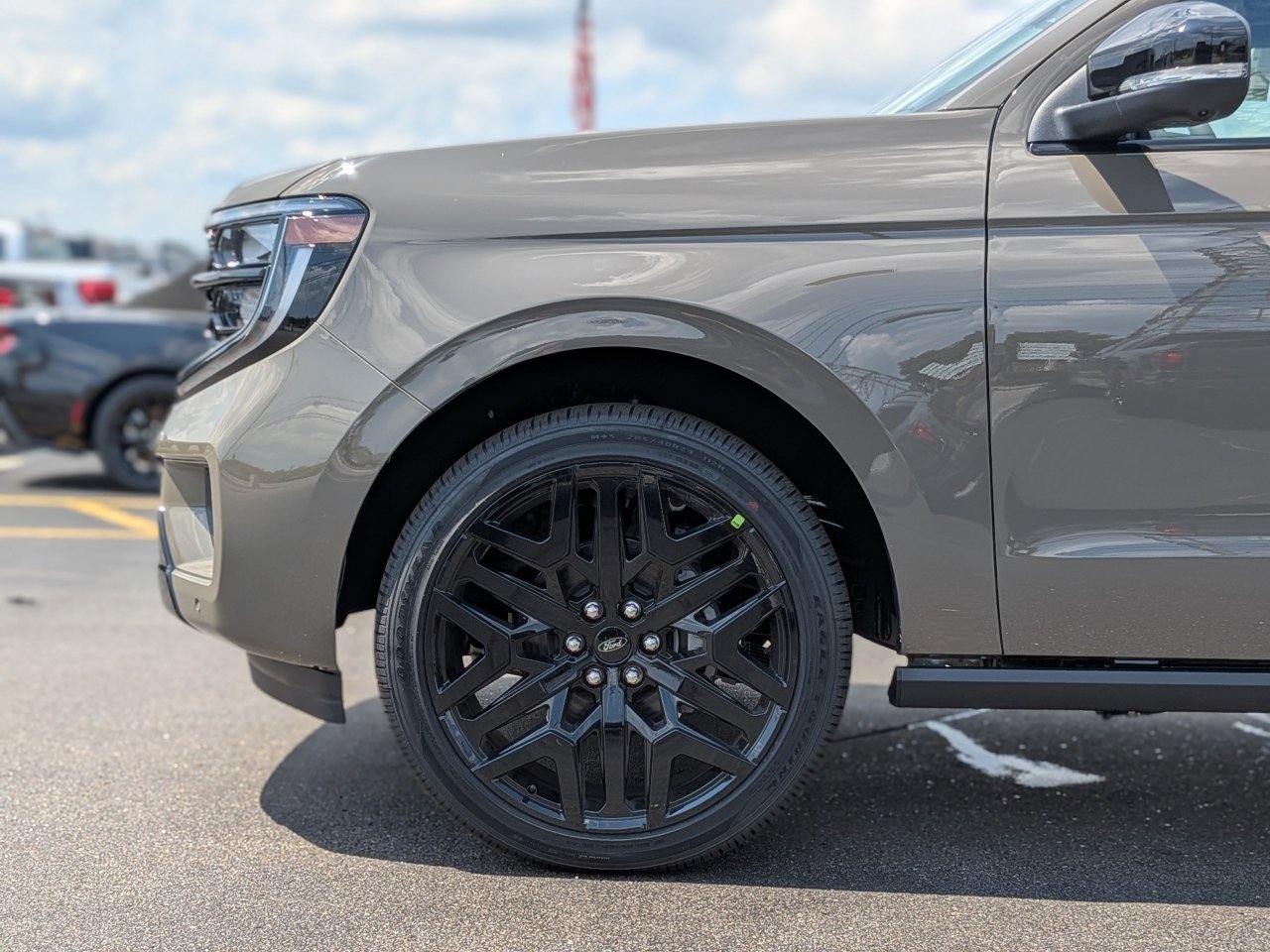 New 2027 Ford Expedition Max Platinum w/ Stealth Performance Package AWD/4WD image 11