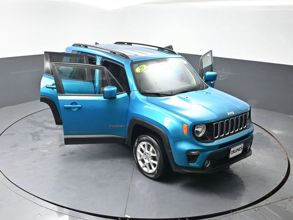 Used 2020 Jeep Renegade Latitude w/ Cold Weather Group AWD/4WD image 59