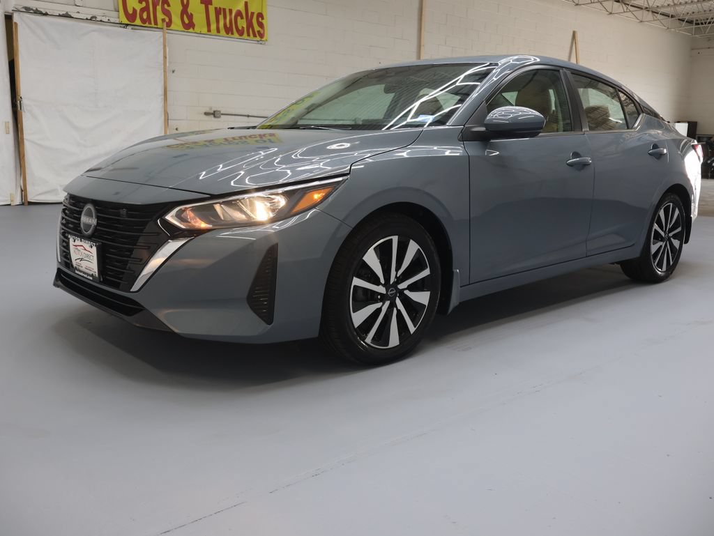 Used 2024 Nissan Sentra SV w/ SV Premium Package FWD image 3