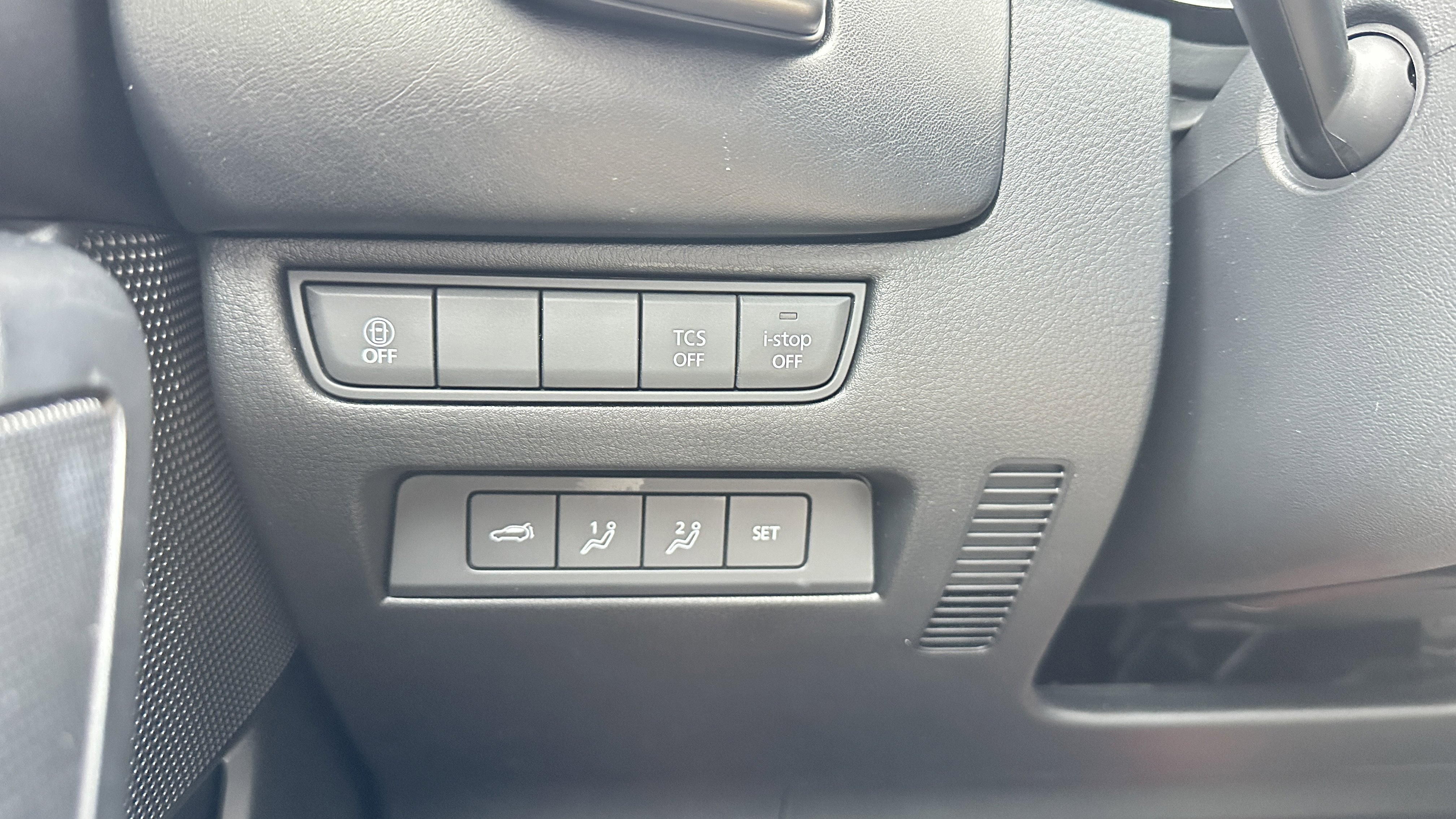 Certified 2025 MAZDA CX-50 AWD 2.5 Turbo w/ Premium Pkg image 27