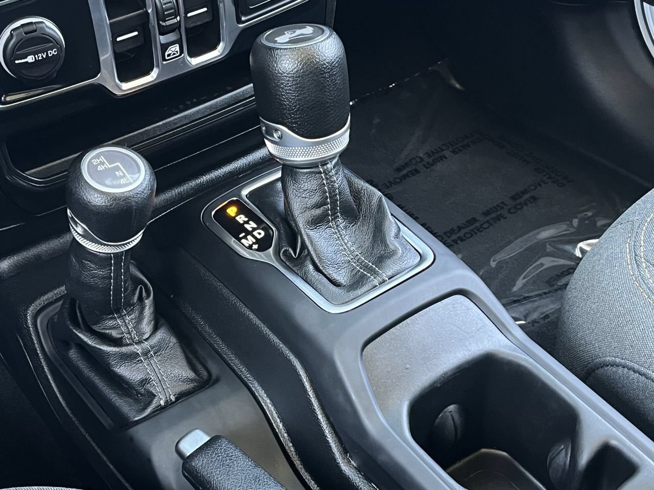 Used 2024 Jeep Wrangler Unlimited Sport AWD/4WD image 17