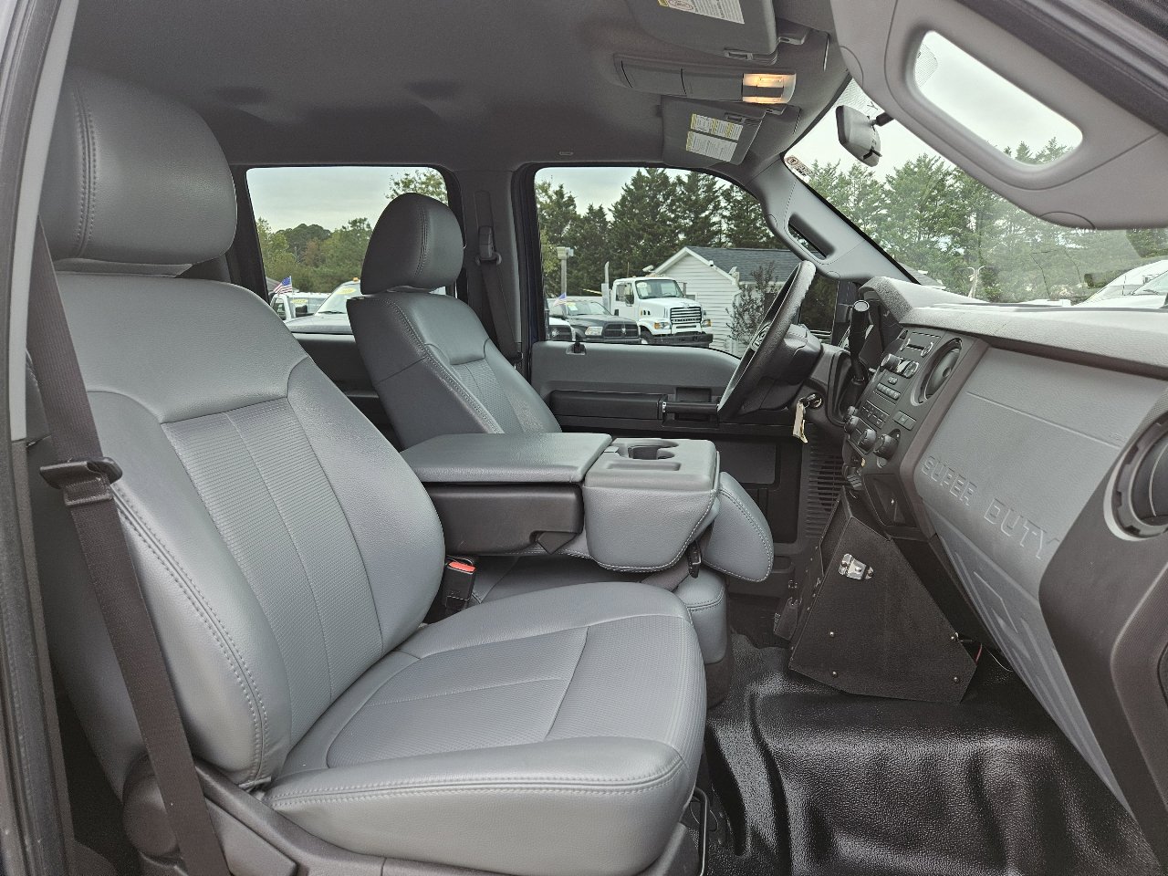 Used 2011 Ford F450 XL w/ PWR Equipment Group image 35