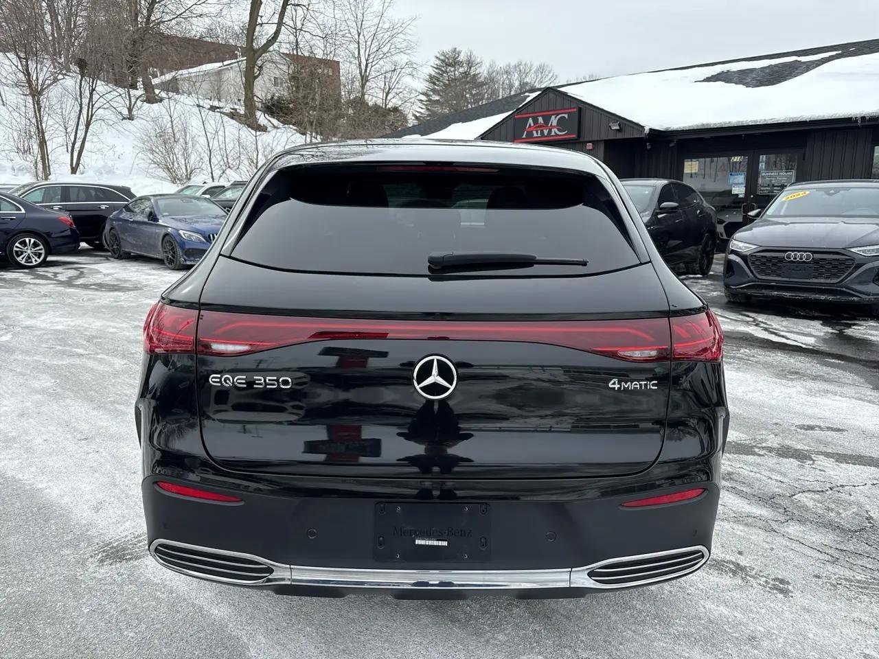 Used 2023 Mercedes-Benz EQE 350+ 4MATIC SUV w/ AMG Line Exterior Package image 15