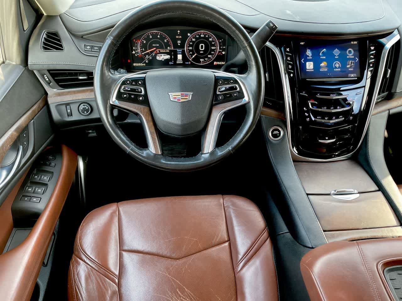 Used 2015 Cadillac Escalade Premium AWD/4WD image 11