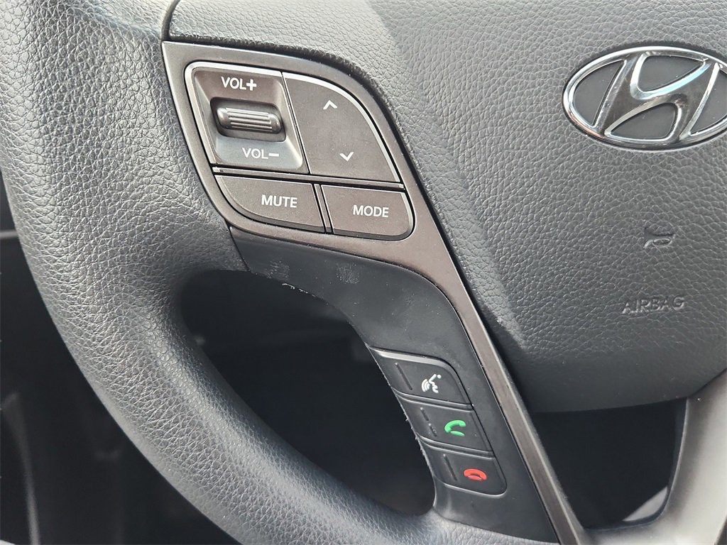 Used 2017 Hyundai Santa Fe Sport image 19