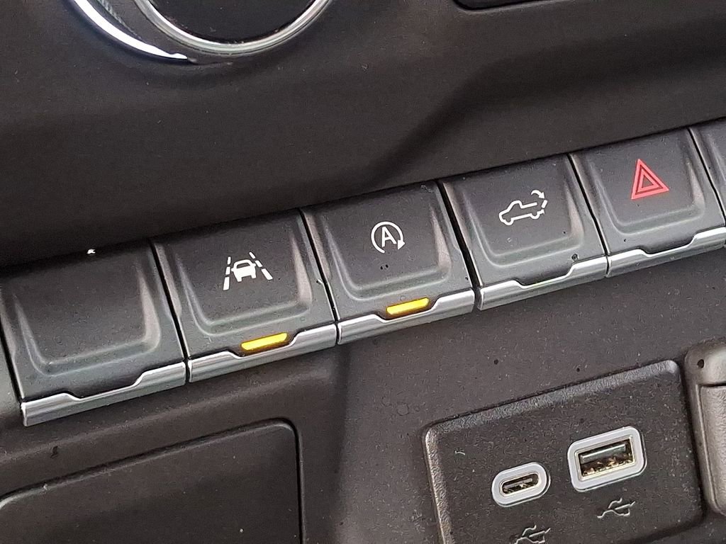 Used 2025 Chevrolet Silverado 1500 Custom image 22