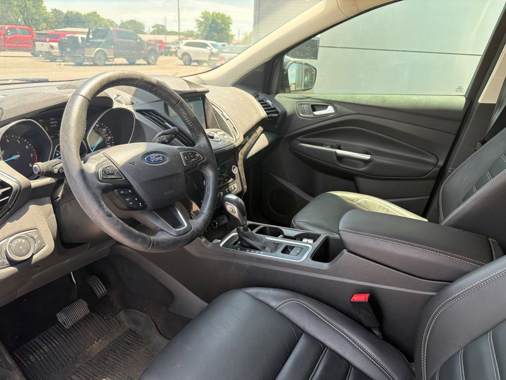 Used 2019 Ford Escape Titanium AWD/4WD image 11