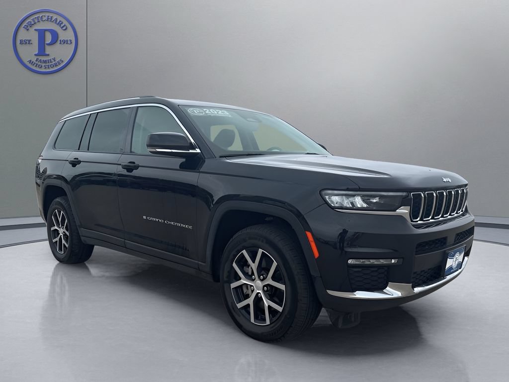 Used 2023 Jeep Grand Cherokee L Limited AWD/4WD image 1