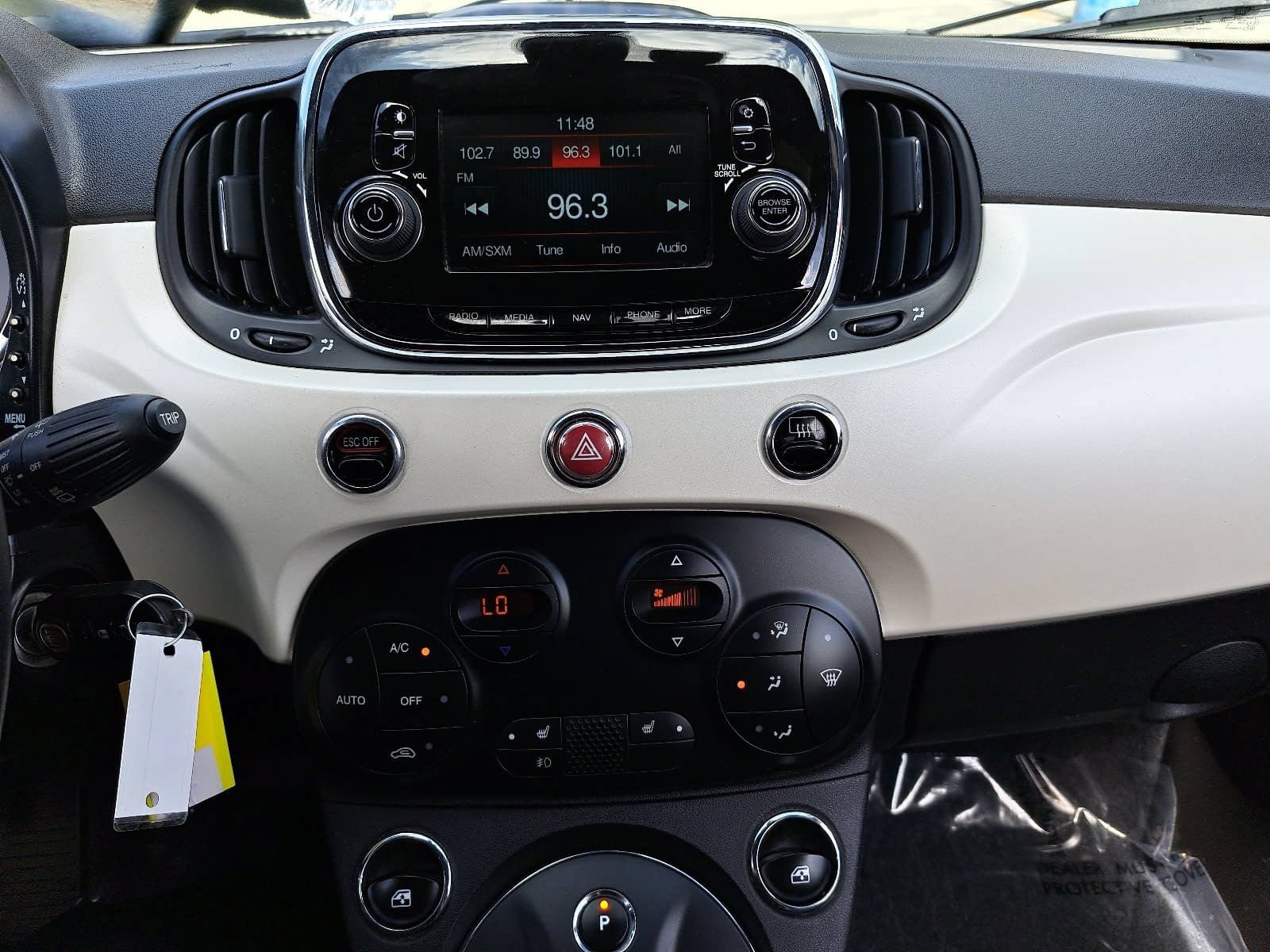 Used 2018 FIAT 500 e w/ Esport Package FWD image 19