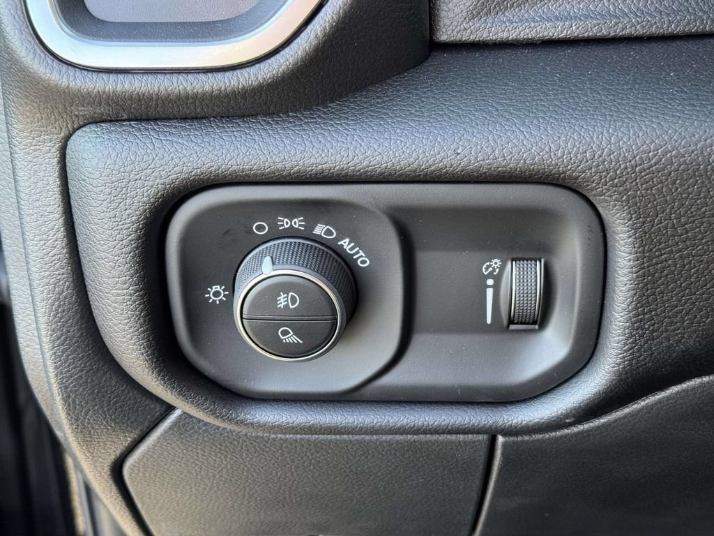 New 2026 RAM 2500 Big Horn AWD/4WD image 27