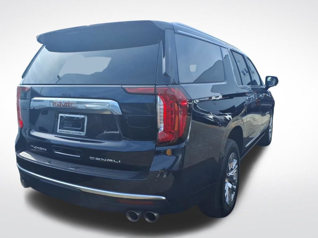 Used 2023 GMC Yukon XL Denali image 4