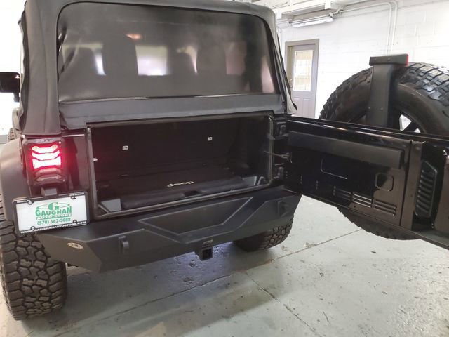 Used 2017 Jeep Wrangler Sport w/ Quick Order Package 24S AWD/4WD image 24