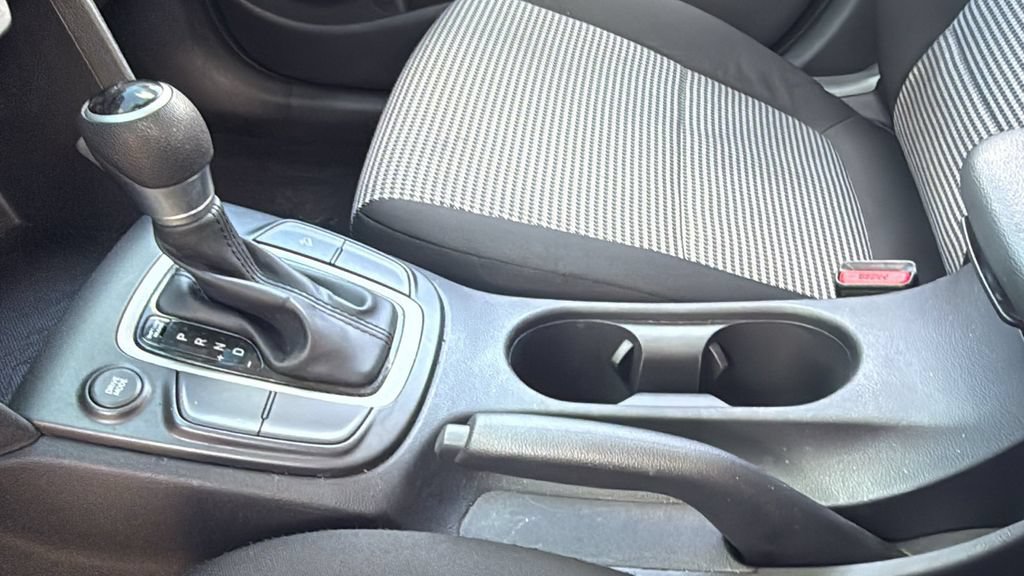 Used 2018 Hyundai Kona SE FWD image 37