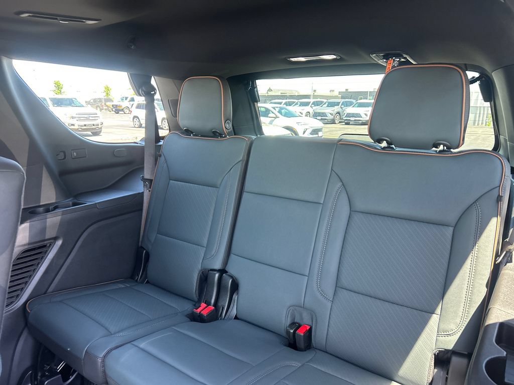 New 2026 GMC Yukon Denali Ultimate AWD/4WD image 36