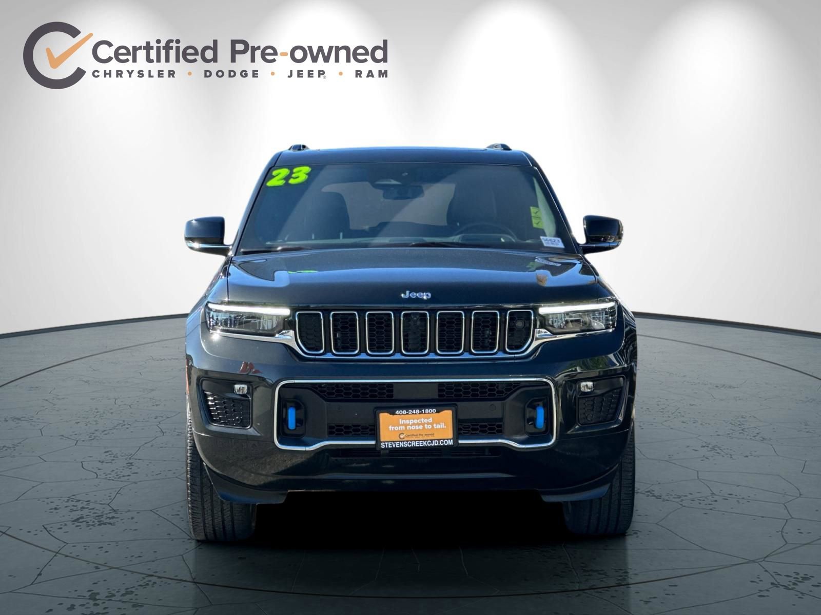 Used 2023 Jeep Grand Cherokee Overland w/ Advanced Protech Group III AWD/4WD image 9