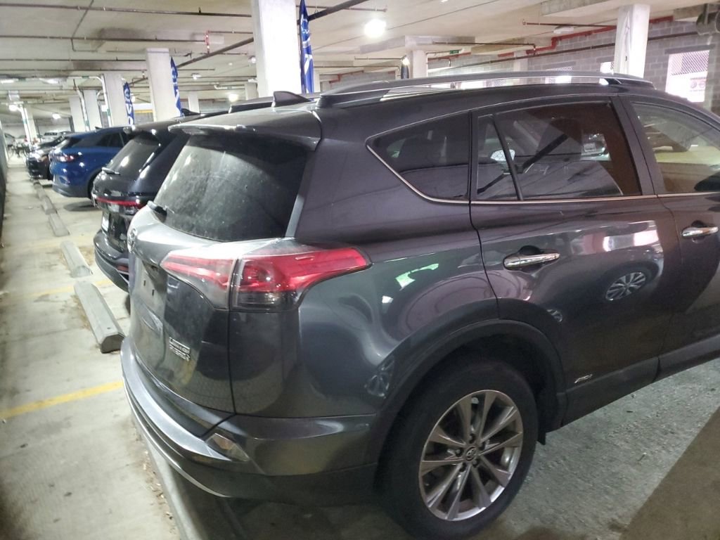Used 2017 Toyota RAV4 Limited w/ Advanced Technology Package AWD/4WD image 5