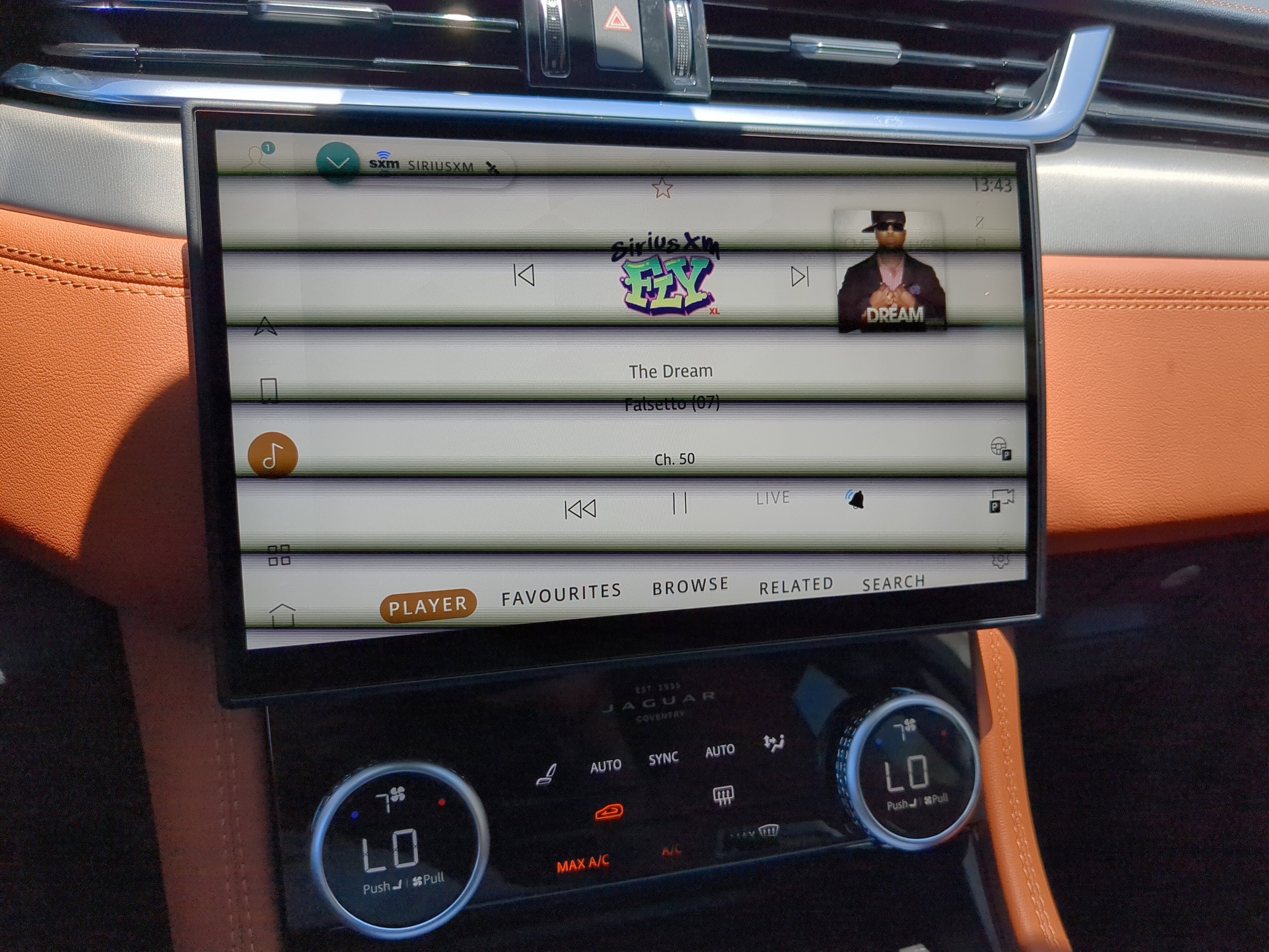 New 2026 Jaguar F-PACE R-Dynamic S image 24