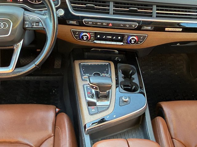 Used 2017 Audi Q7 3.0T Prestige image 14