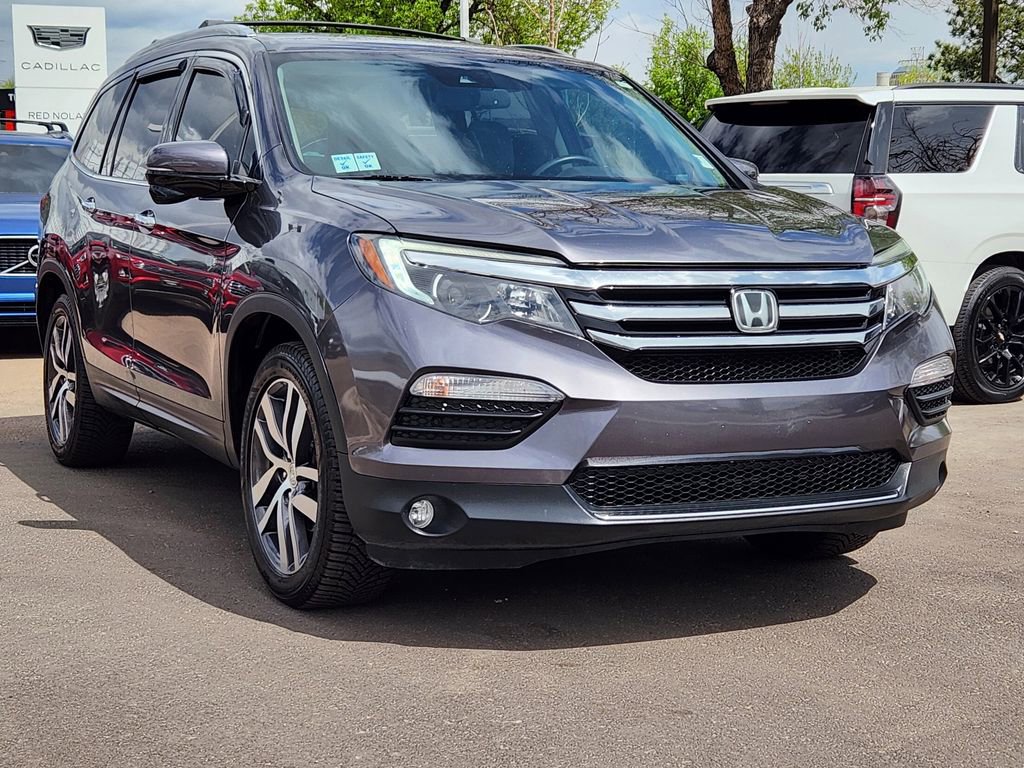 Used 2017 Honda Pilot Touring image 3
