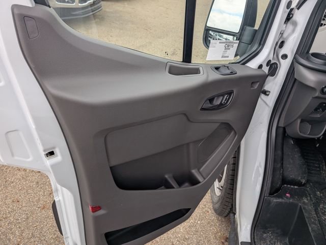 New 2026 Ford Transit 250 148 Medium Roof RWD image 11