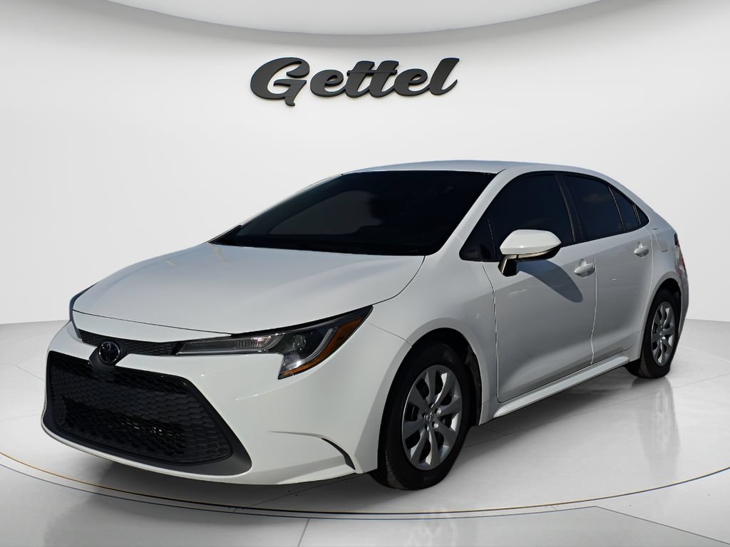 Used 2022 Toyota Corolla LE FWD image 1