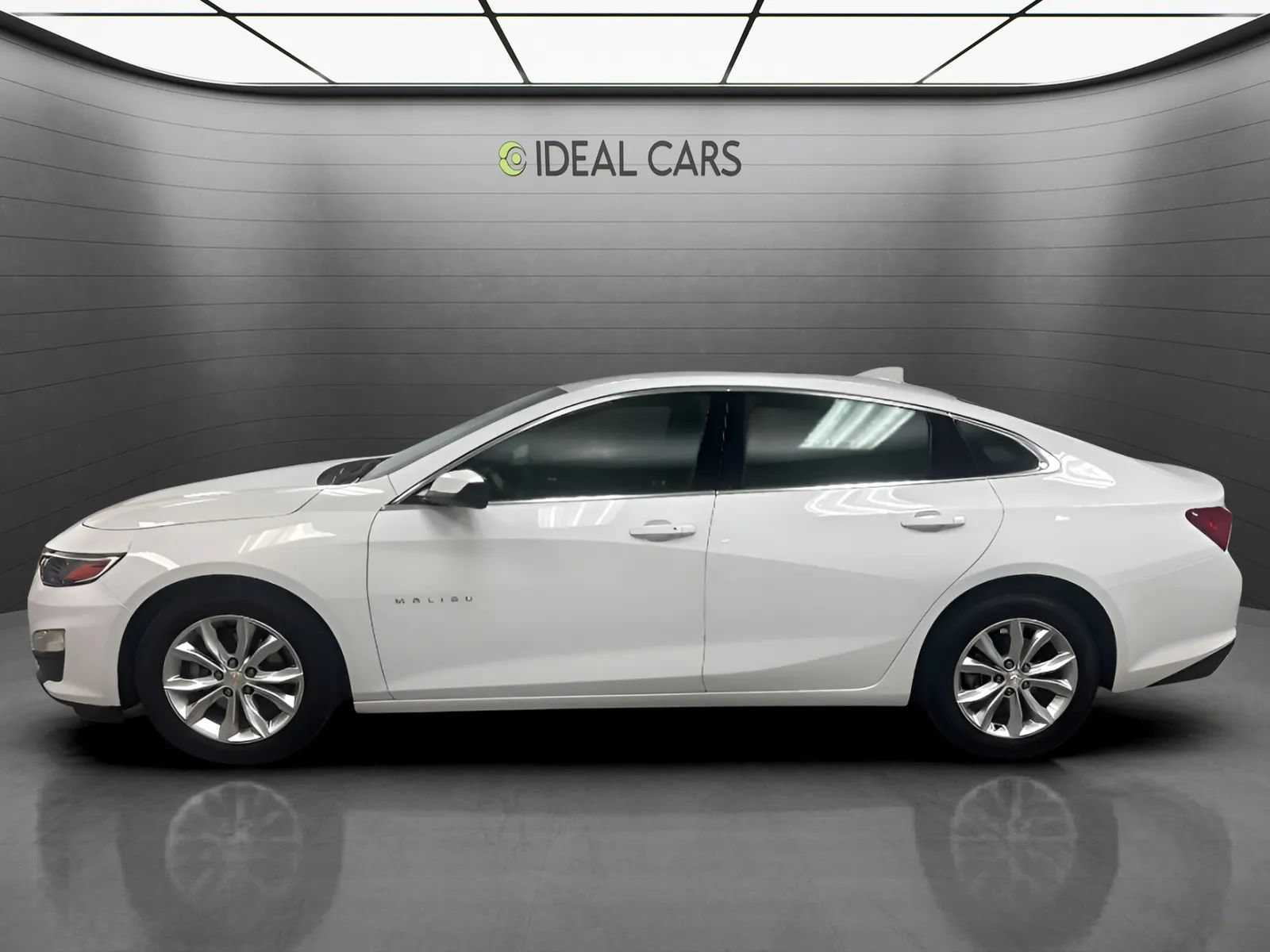 Used 2025 Chevrolet Malibu LT FWD image 8