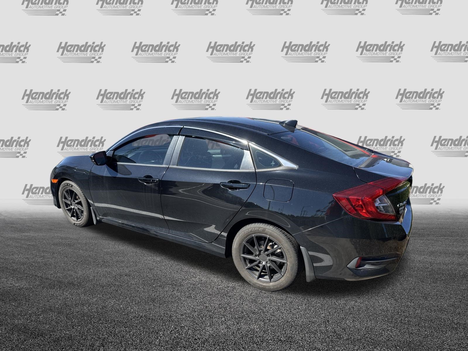 Used 2018 Honda Civic EX image 8
