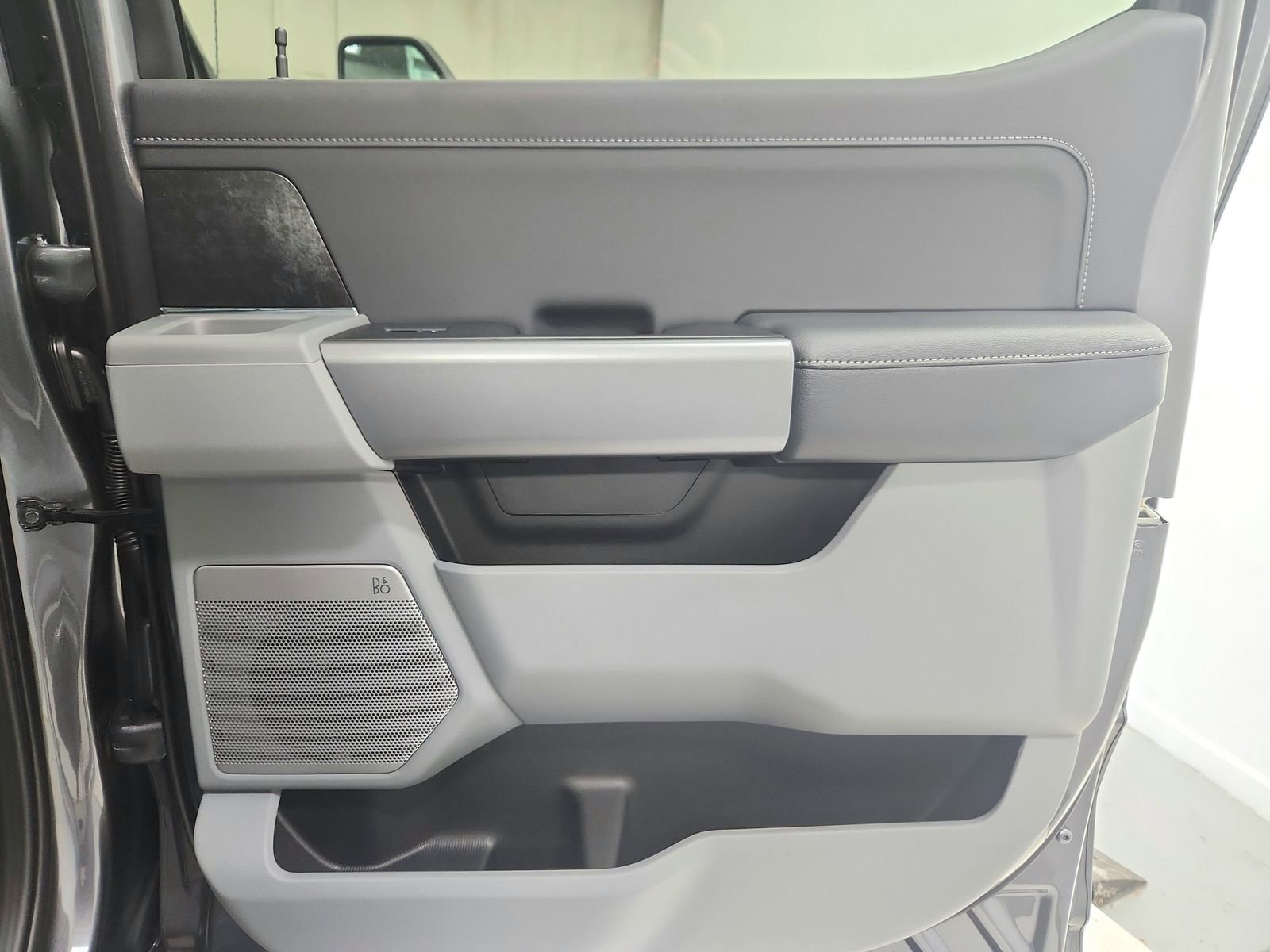 New 2026 Ford F250 XLT w/ XLT Premium Package image 43